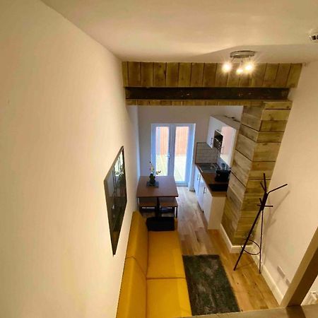 Апартаменты Flat 8, 10 St Johns Борнмут Экстерьер фото