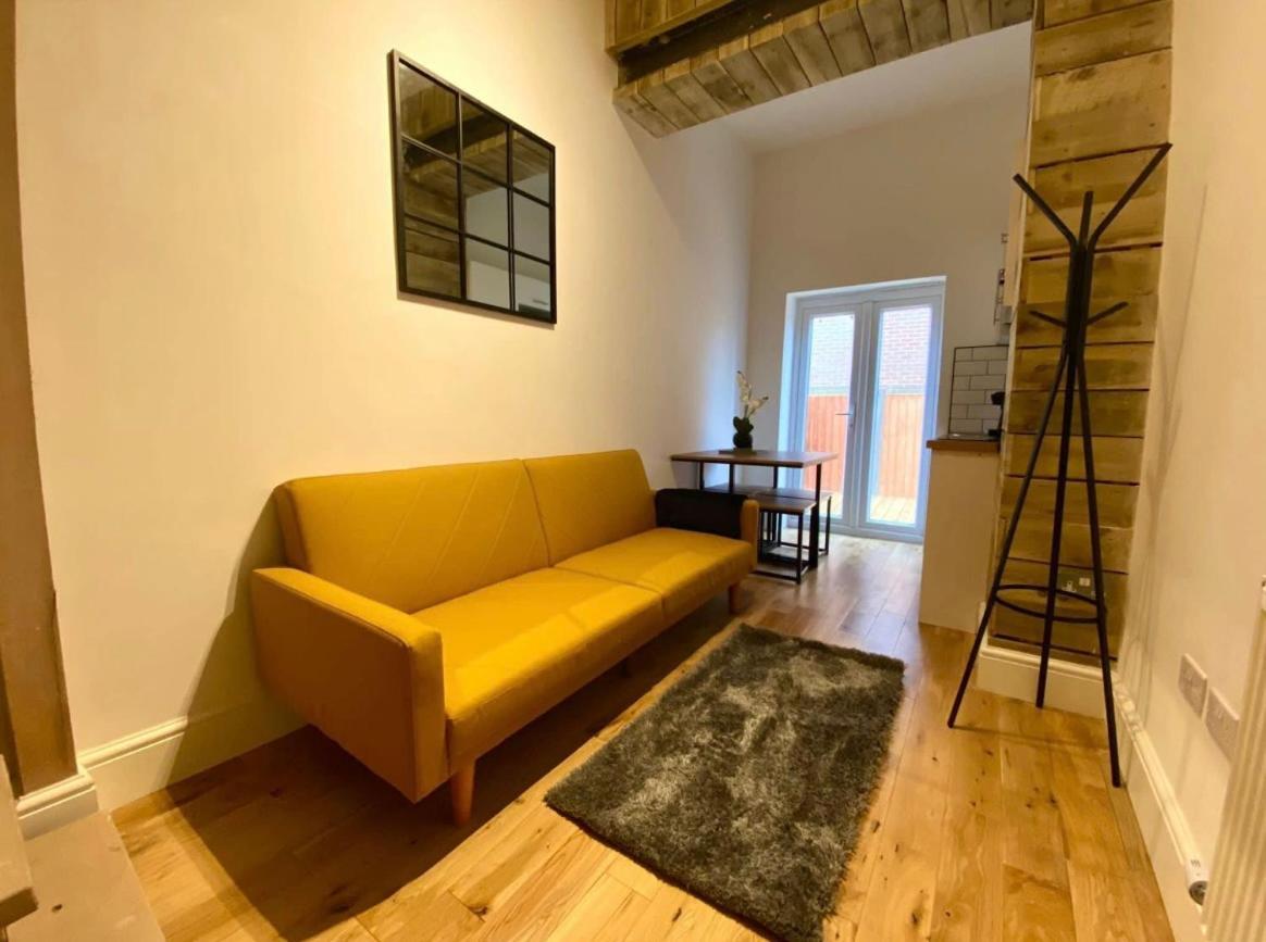 Апартаменты Flat 8, 10 St Johns Борнмут Экстерьер фото