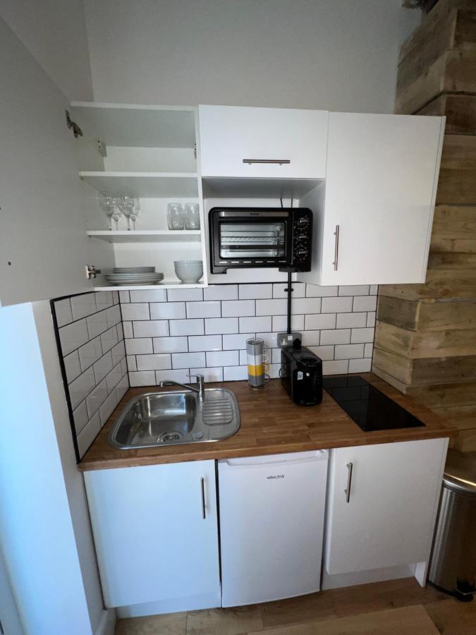 Апартаменты Flat 8, 10 St Johns Борнмут Экстерьер фото